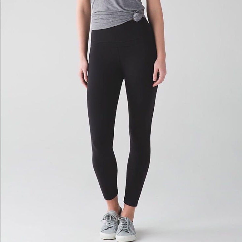 WunderUnder High Rise Tight 28”
